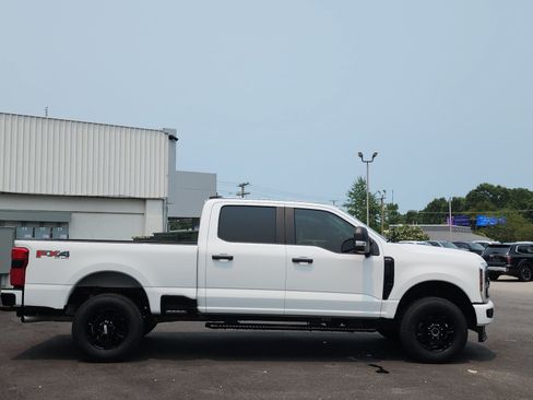 Used 2024 Ford F250 XL w/ STX Appearance Package AWD/4WD image 6