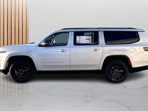 New 2026 Jeep Grand Wagoneer L Limited AWD/4WD image 6