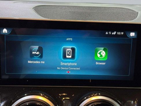 Used 2021 Mercedes-Benz GLB 250 image 48