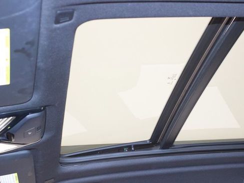 Used 2025 BMW X5 xDrive50e image 19