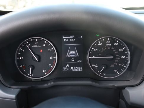 Certified 2024 Subaru Crosstrek 2.0i Premium AWD/4WD image 10