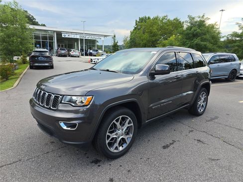 Used 2021 Jeep Grand Cherokee Laredo RWD image 7