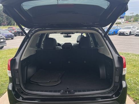 Used 2023 Subaru Forester Touring image 40