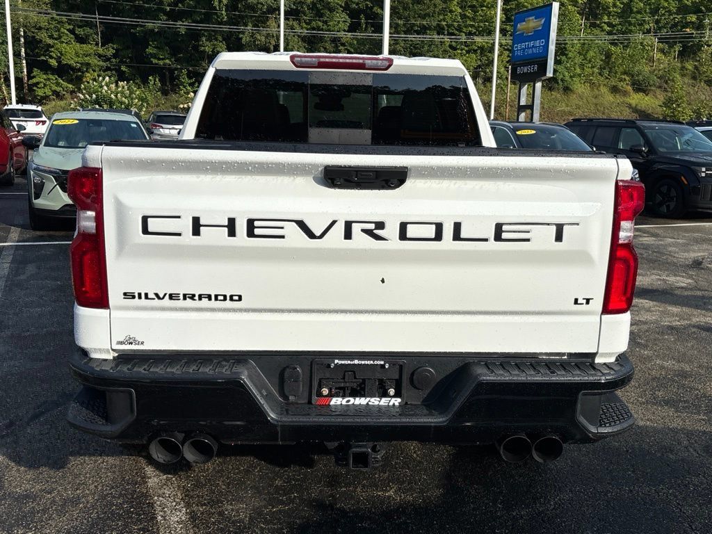Used 2025 Chevrolet Silverado 1500 LT Trail Boss w/ Convenience Package II AWD/4WD image 5