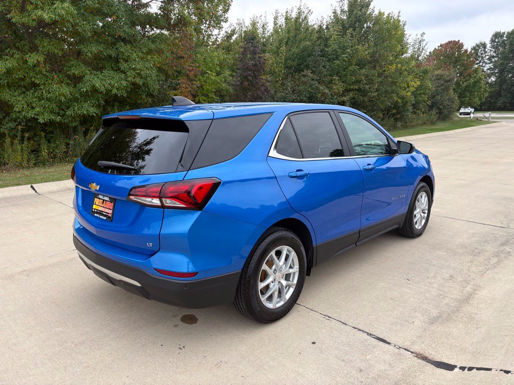 Used 2024 Chevrolet Equinox LT w/ LPO, Floor Liner Package FWD image 9