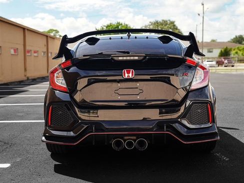 Used 2017 Honda Civic Type R image 17