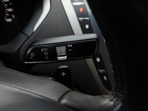 Used 2018 Lincoln MKZ Premiere FWD image 22