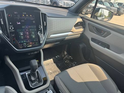 Used 2025 Subaru Forester Premium w/ Convenience Package #1 AWD/4WD image 24