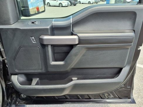 Used 2019 Ford F150 XLT w/ Equipment Group 302A Luxury AWD/4WD image 15