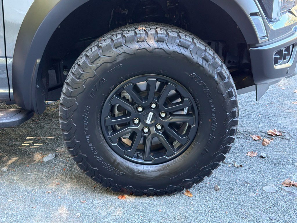 Used 2026 Ford F150 Raptor AWD/4WD image 9