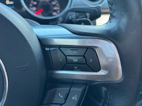 Used 2020 Ford Mustang Premium image 14