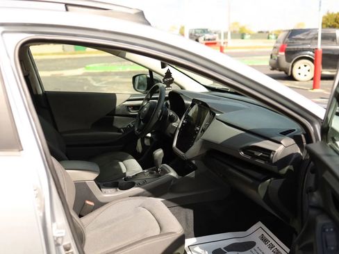 Used 2024 Subaru Crosstrek 2.0i Premium AWD/4WD image 40