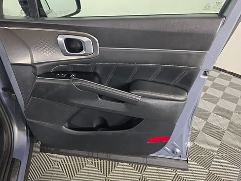 Used 2022 Kia Sorento SX FWD image 40