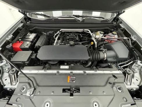 New 2026 Chevrolet Colorado W/T w/ WT Custom Package AWD/4WD image 16