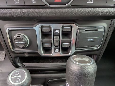 New 2026 Jeep Wrangler Sport S image 32