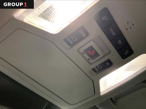 Certified 2022 Toyota RAV4 XLE Premium image 33