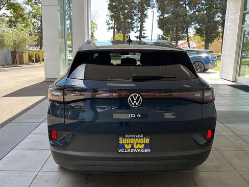 Used 2023 Volkswagen ID.4 Pro RWD image 4