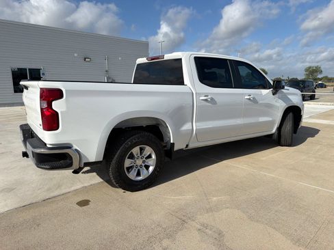 Used 2024 Chevrolet Silverado 1500 LT RWD image 7