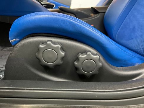 Used 2024 Nissan Z Performance w/ Floor Mat Package image 10