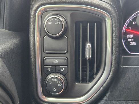 Used 2020 Chevrolet Silverado 1500 LT RWD image 25