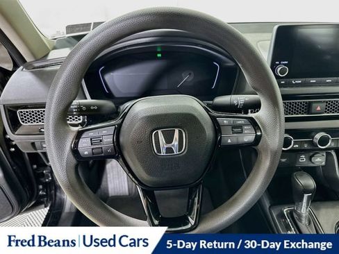 Used 2023 Honda Civic LX image 14