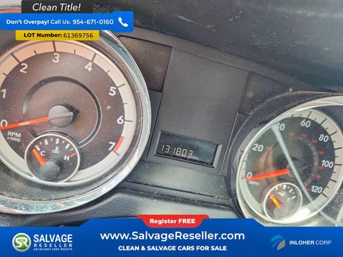 Used 2018 Dodge Grand Caravan SE FWD image 12