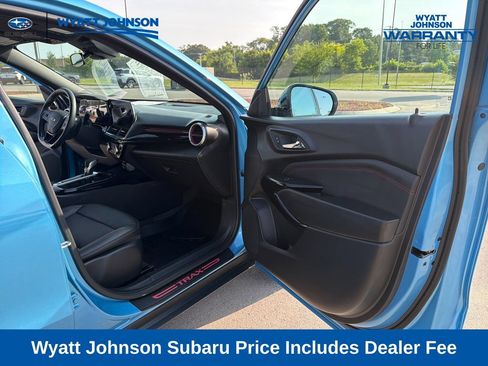 Used 2025 Chevrolet Trax RS w/ Driver Confidence Package FWD image 36