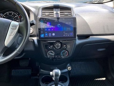 Used 2017 Nissan Versa Note FWD image 6