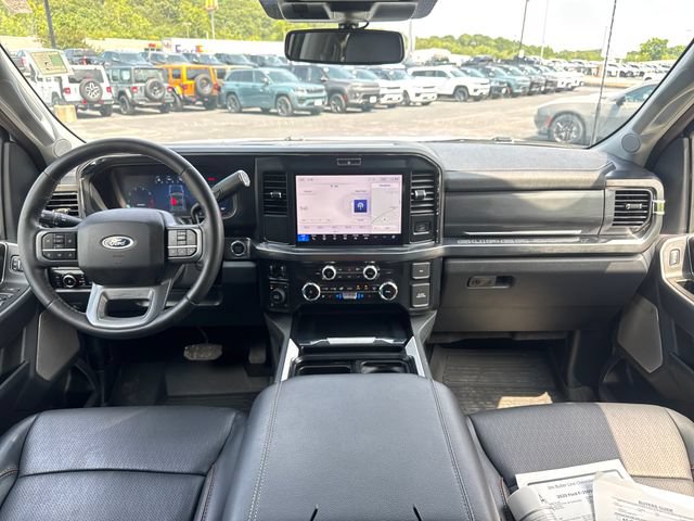 Used 2025 Ford F250 Lariat w/ Chrome Package AWD/4WD image 30