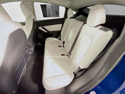 Used 2021 Tesla Model Y Performance image 15