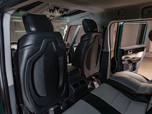 Used 2025 INEOS Grenadier Fieldmaster Edition image 23