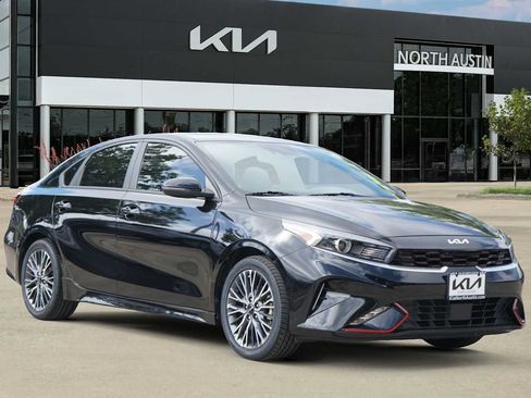 Certified 2023 Kia Forte GT-Line w/ GT-Line Premium Package FWD image 7
