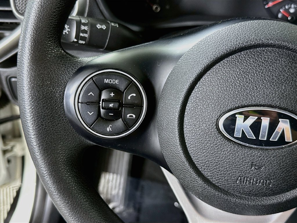 Used 2021 Kia Soul LX FWD image 19
