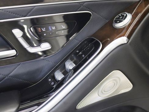Used 2021 Mercedes-Benz S 580 4MATIC Sedan image 34