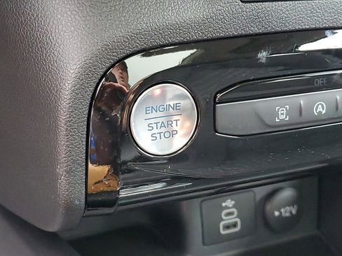 Used 2025 Ford Escape Active w/ Active Premium Tech Pack image 15