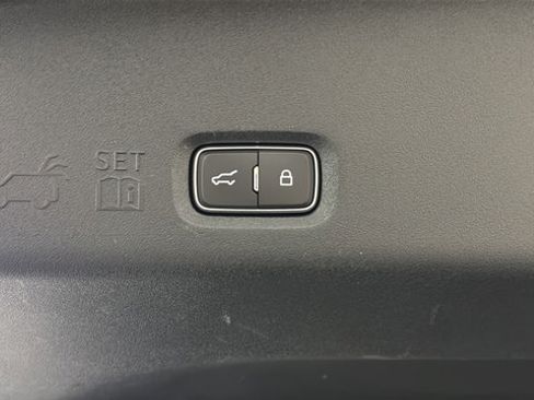 Used 2025 Ford Expedition Max Active AWD/4WD image 29
