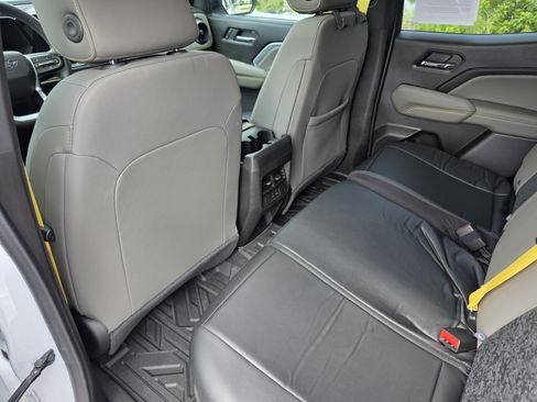 Used 2024 Chevrolet Colorado ZR2 w/ ZR2 Bison Edition AWD/4WD image 16