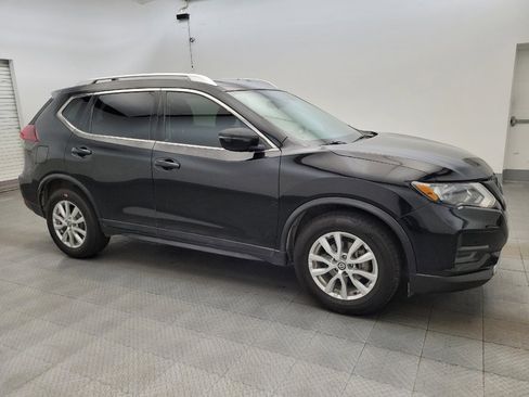 Used 2020 Nissan Rogue SV FWD image 11