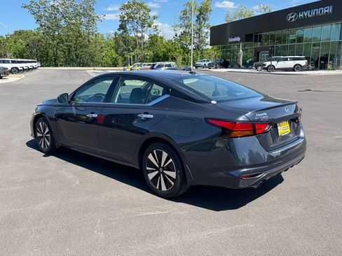 Used 2021 Nissan Altima 2.5 SL FWD image 4