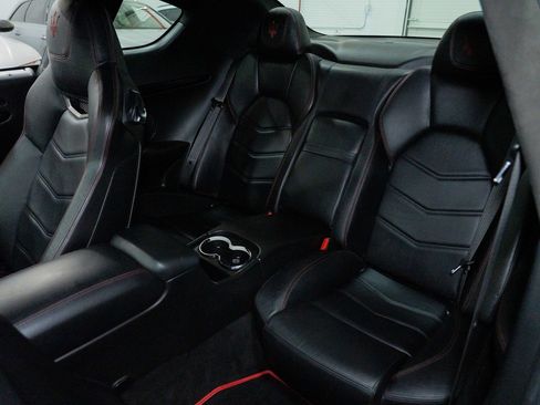 Used 2014 Maserati GranTurismo Sport RWD image 23