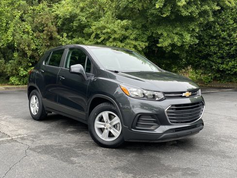 Used 2020 Chevrolet Trax LS FWD image 54