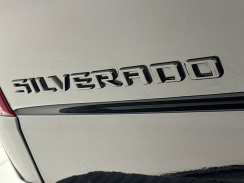 Used 2024 Chevrolet Silverado 1500 LT Trail Boss w/ Protection Package image 8