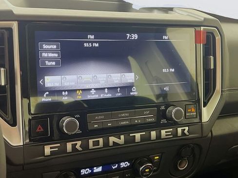 New 2026 Nissan Frontier SV w/ SV Convenience Package image 9