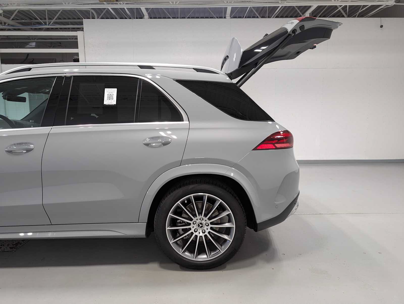 Certified 2026 Mercedes-Benz GLE 450 4MATIC image 11