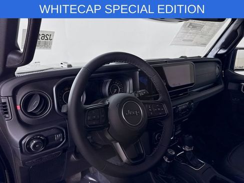 New 2026 Jeep Wrangler Unlimited Rubicon AWD/4WD image 9