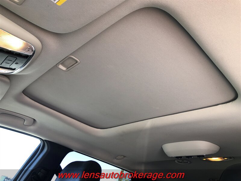 Used 2015 Dodge Durango Citadel w/ Technology Group AWD/4WD image 15