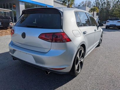 Used 2017 Volkswagen GTI SE