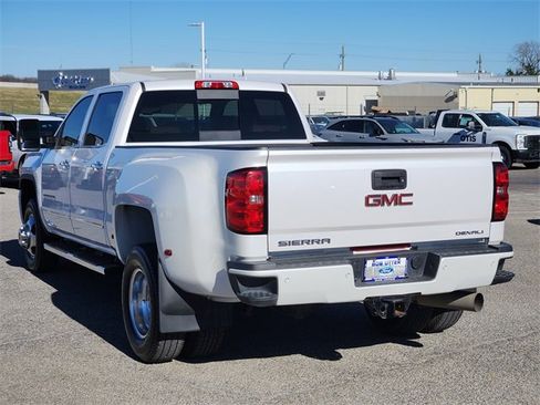 Used 2018 GMC Sierra 3500 Denali w/ Duramax Plus Package image 7