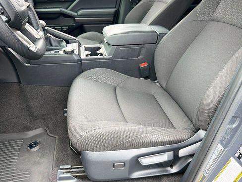 Used 2025 Toyota 4Runner SR5 RWD image 32