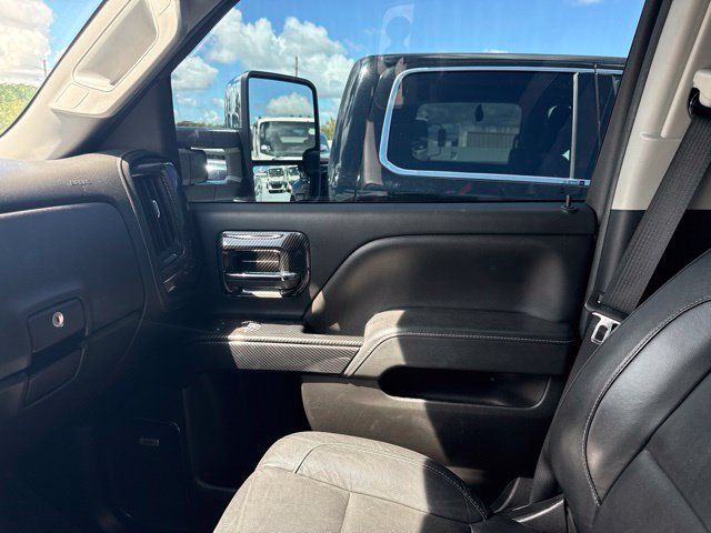 Used 2019 Chevrolet Silverado 2500 LTZ w/ Duramax Plus Package AWD/4WD image 8